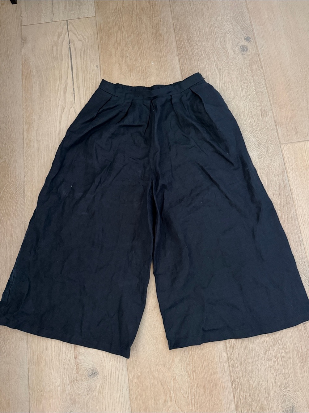 Anthropologie Black Wide-Leg Culottes